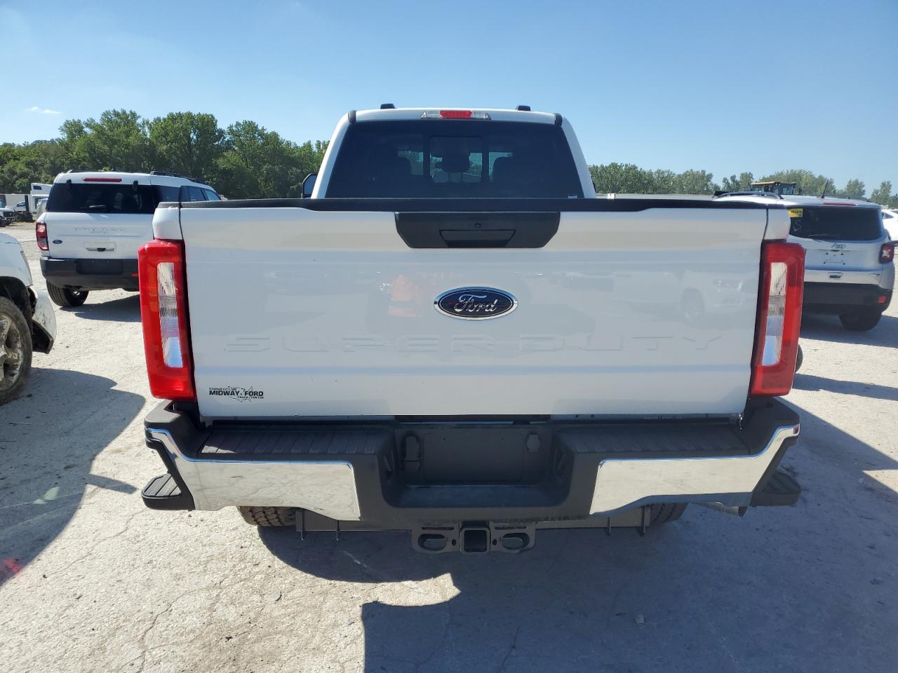 2024 Ford F350 Super Duty Super Duty - Image 6