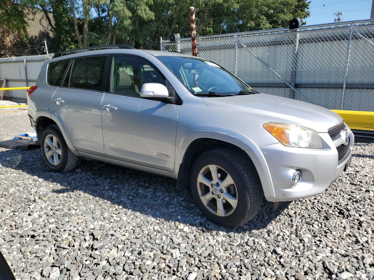 2010 Toyota Rav4 Limited - Фото 4