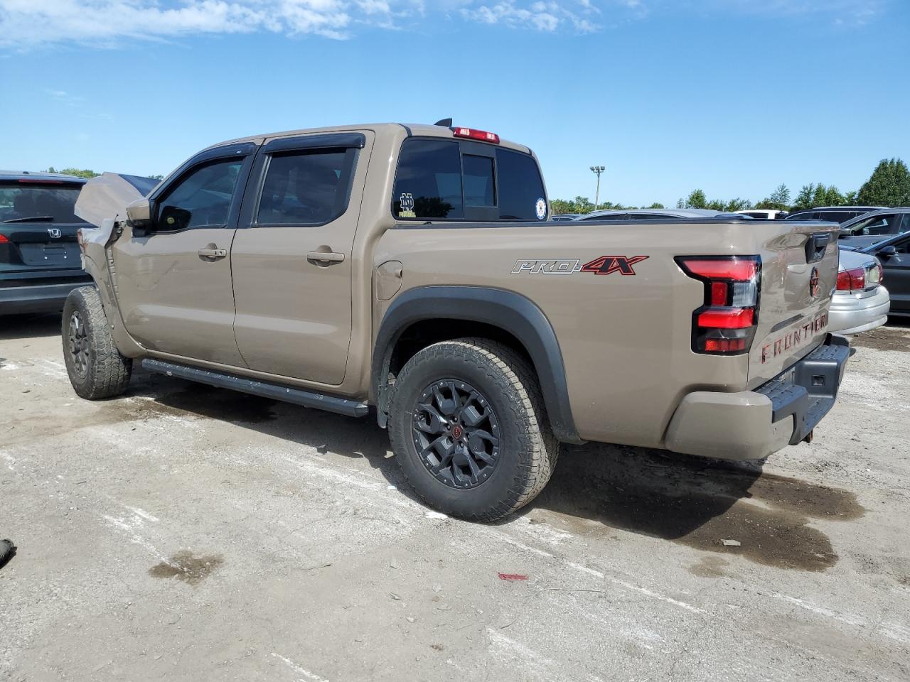 2022 Nissan Frontier S - Фото 2