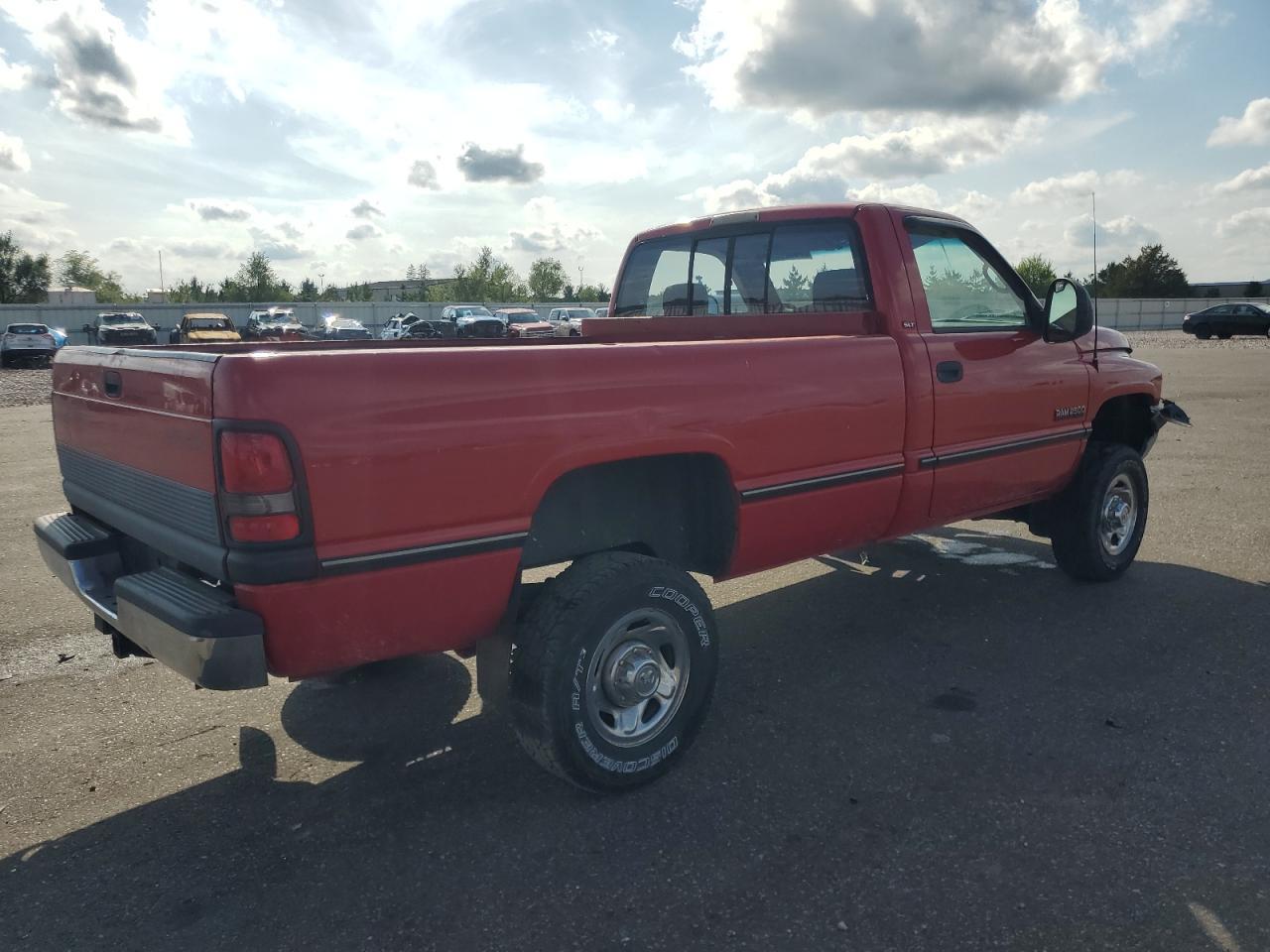 1997 Dodge Ram 2500 - Фото 3