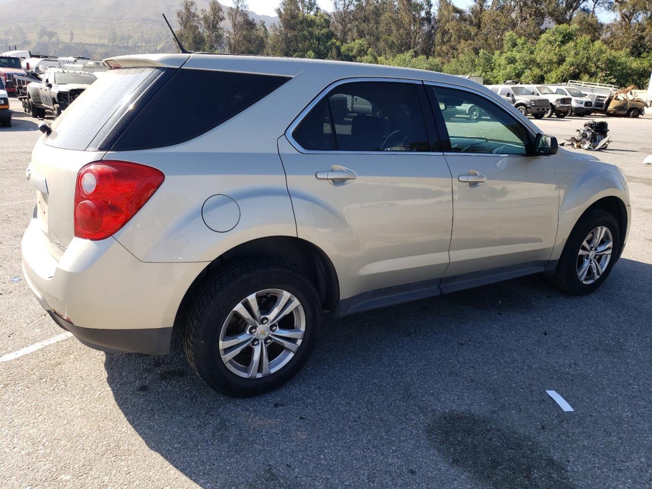 2013 Chevrolet Equinox Ls - Фото 3