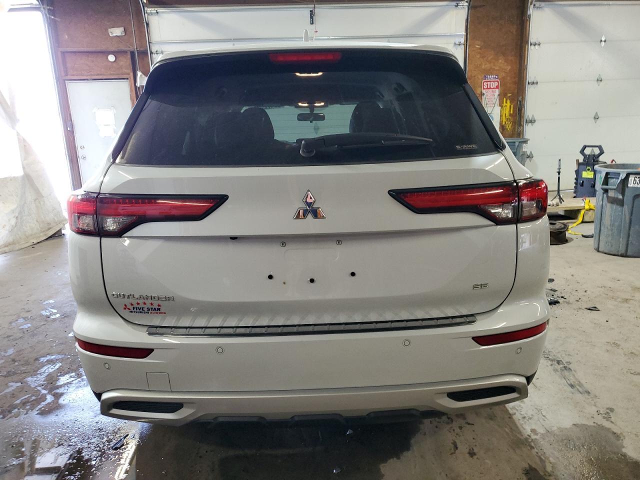 2024 Mitsubishi Outlander Se - Фото 6