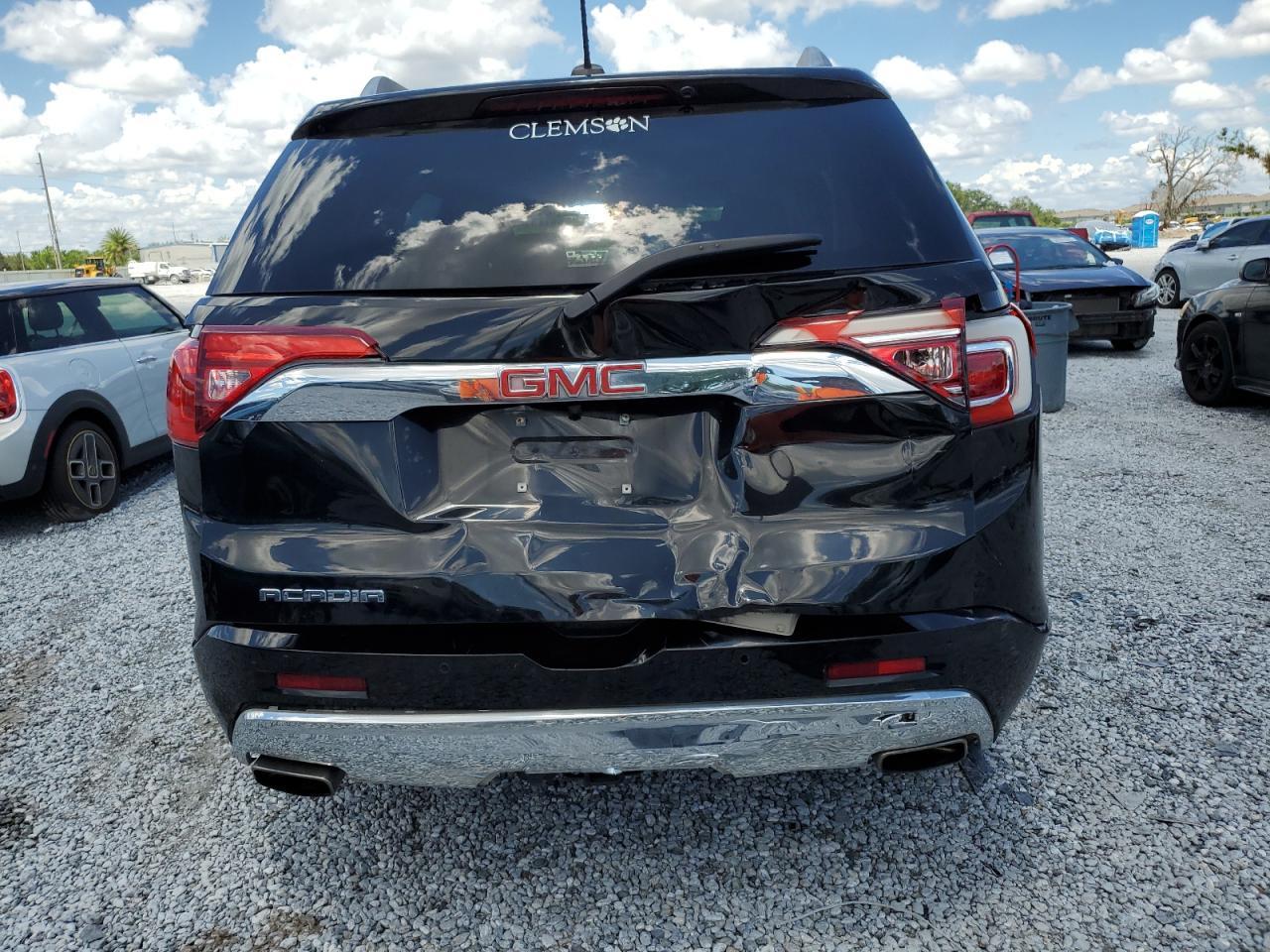 2019 GMC Acadia Denali - Image 6