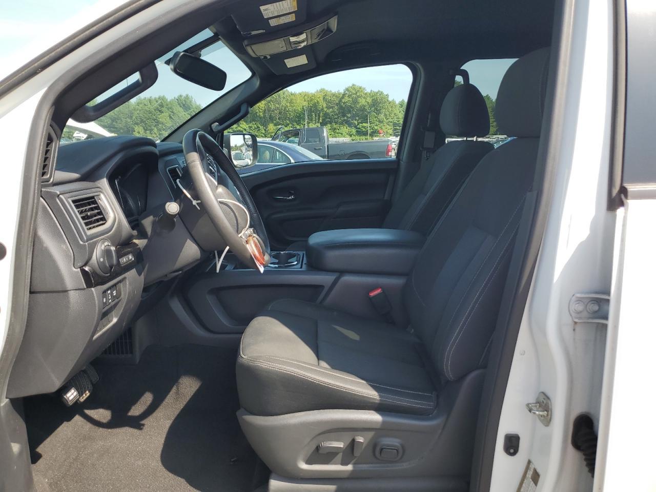 2019 Nissan Titan Sv - Image 7