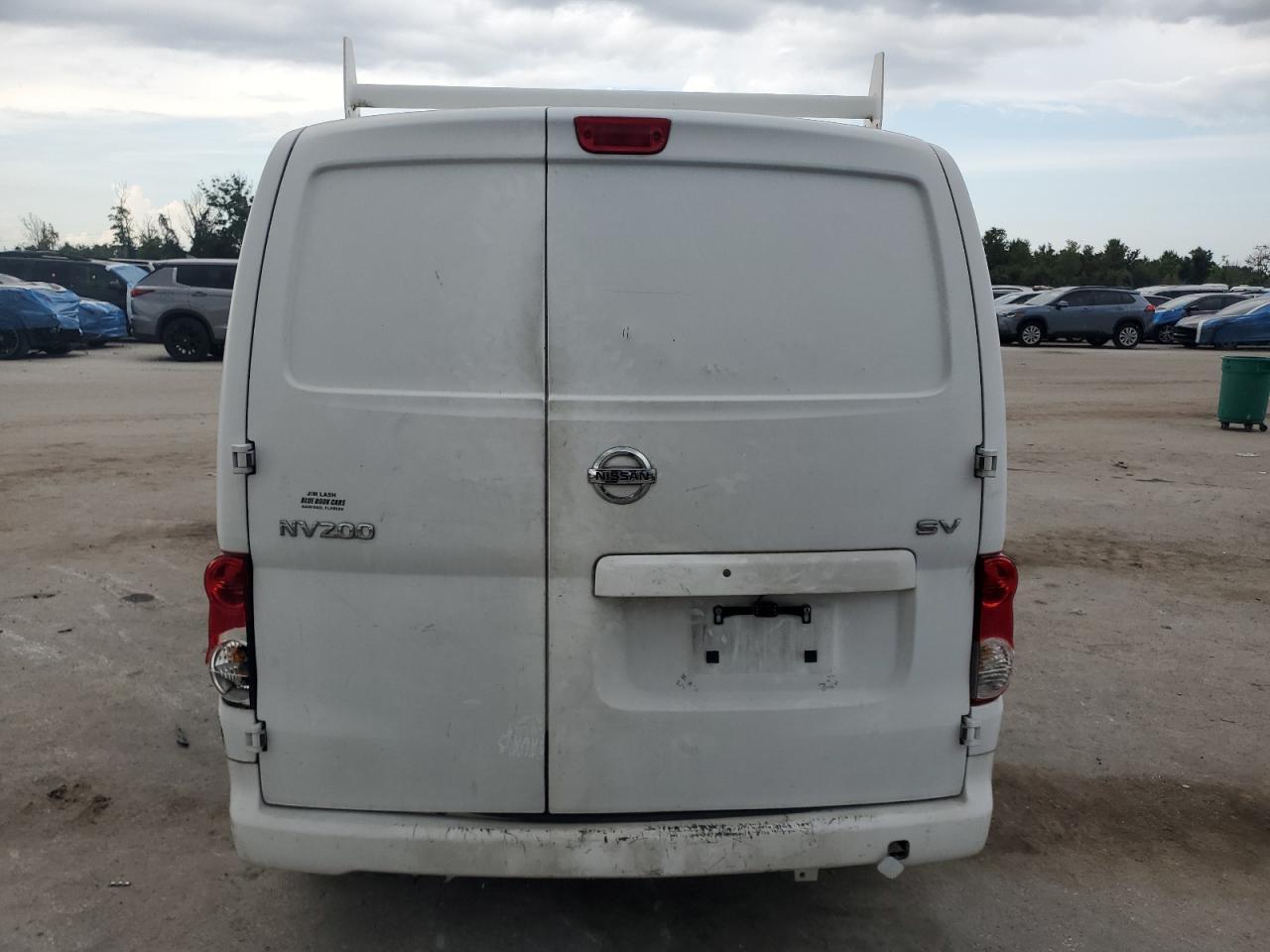 2017 Nissan Nv200 2.5S - Фото 6