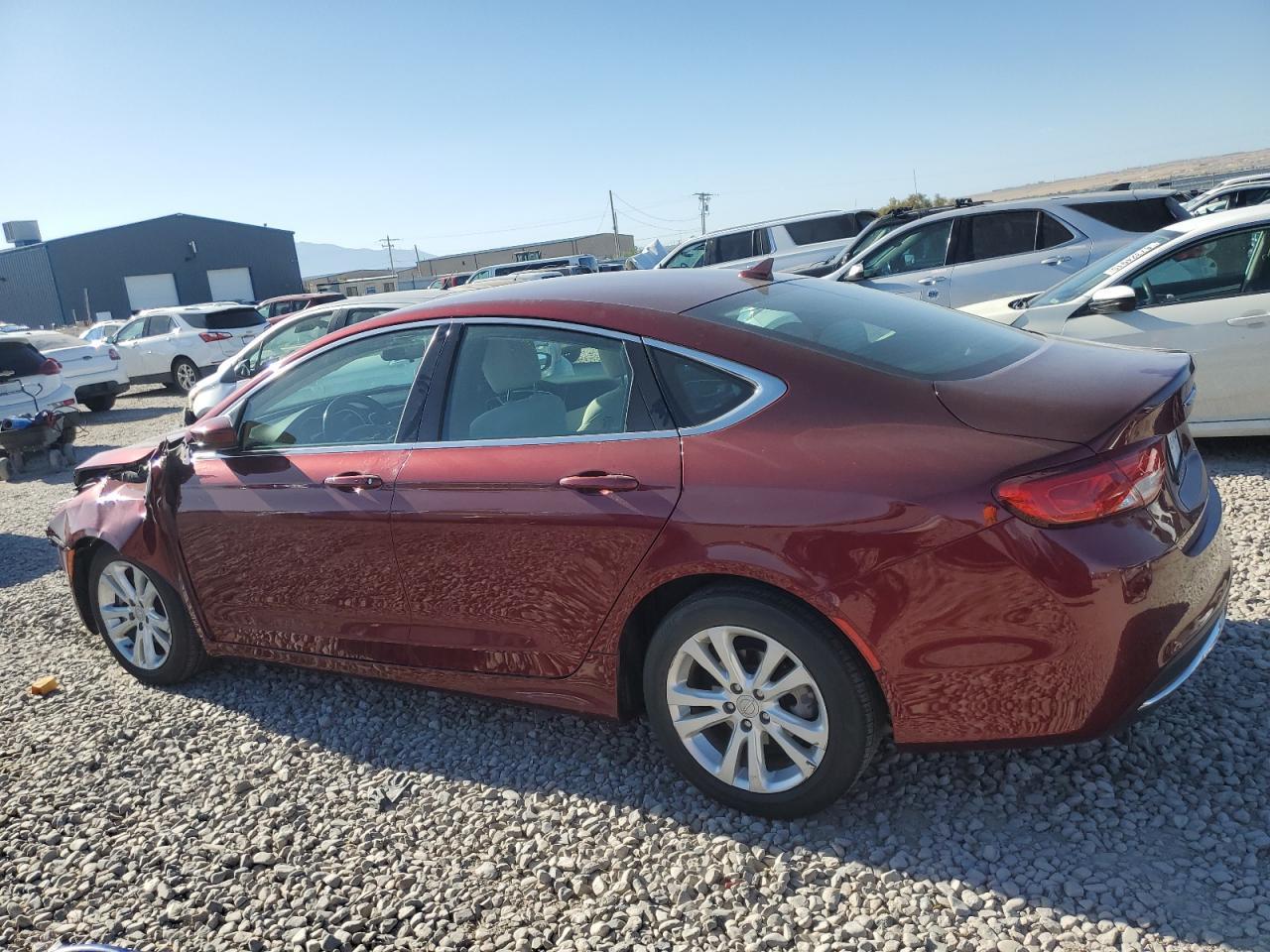 2015 Chrysler 200 Limited - Фото 2