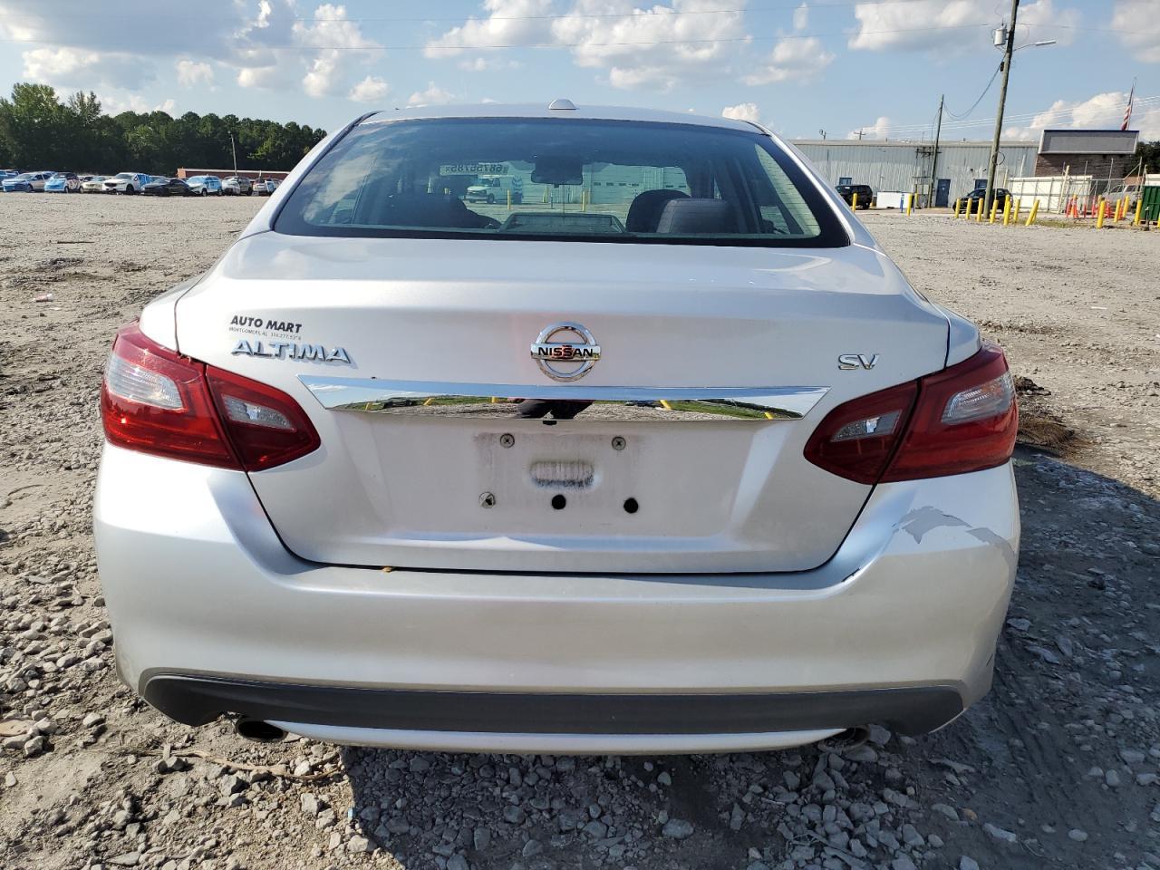 2018 Nissan Altima 2.5 - Image 6