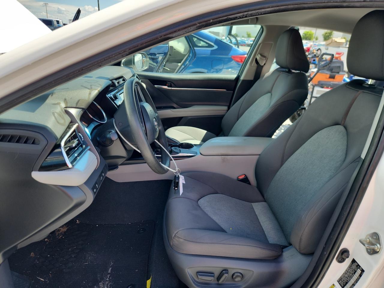 2018 Toyota Camry L - Image 7