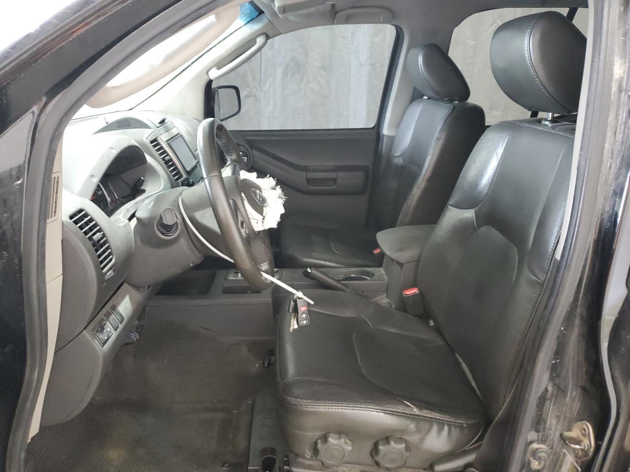 2010 Nissan Xterra X - Image 7