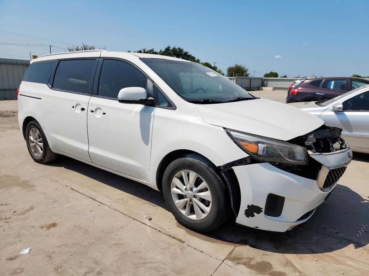 2015 Kia Sedona Lx - Фото 4