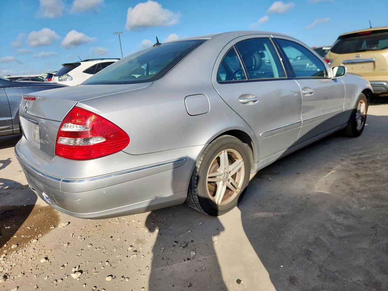 2004 Mercedes-Benz E 320 - Фото 3