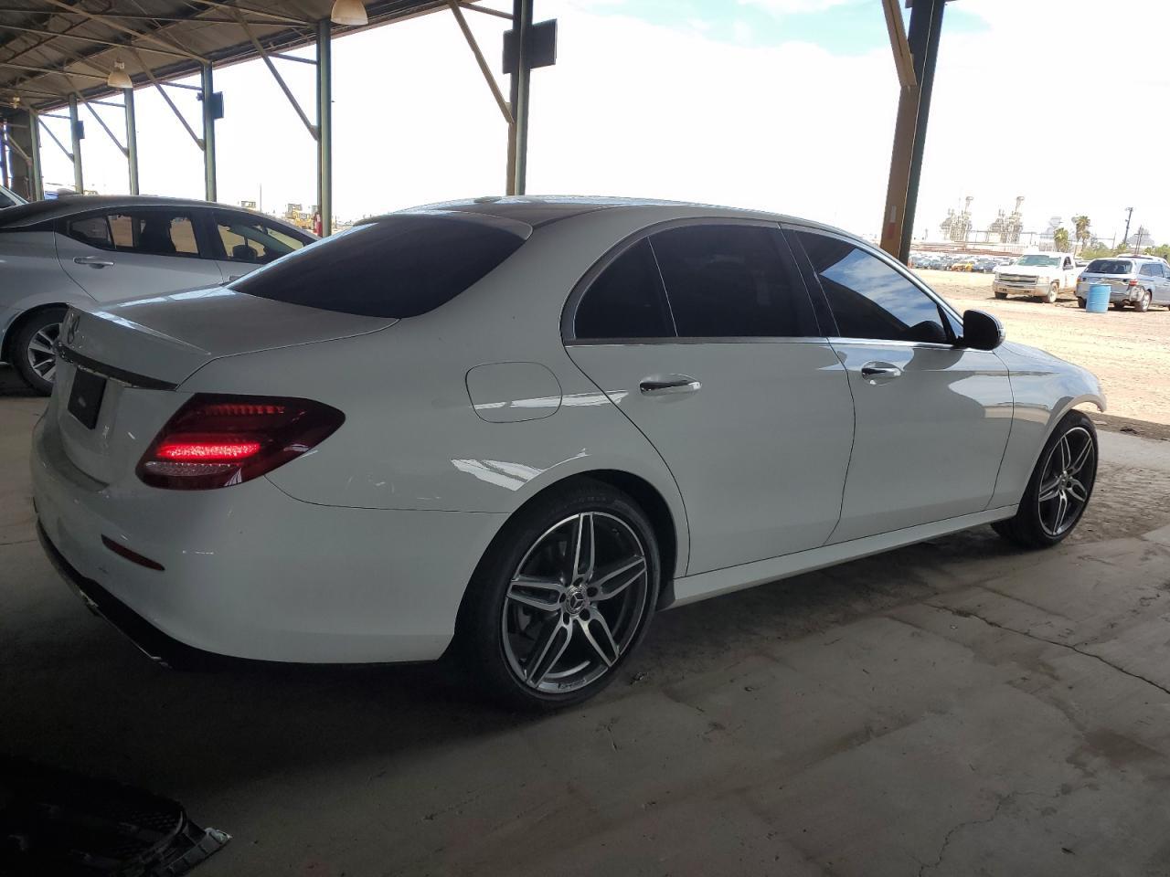 2019 Mercedes-Benz E 300 - Image 3