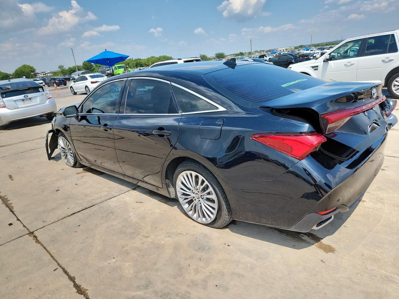 2019 Toyota Avalon Xle - Фото 2
