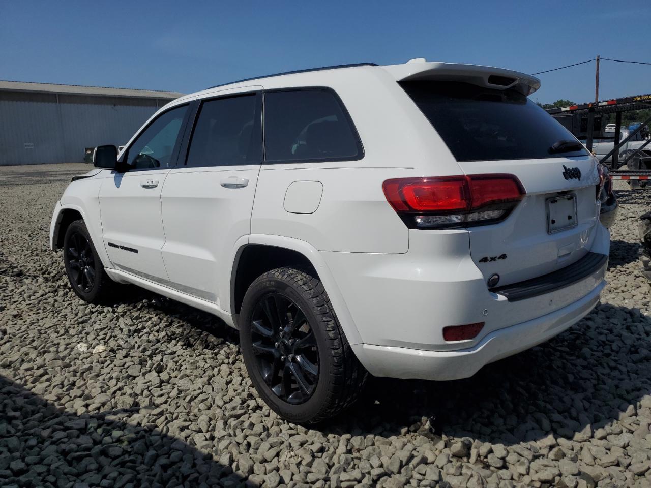 2021 Jeep Grand Cherokee Laredo - Фото 2