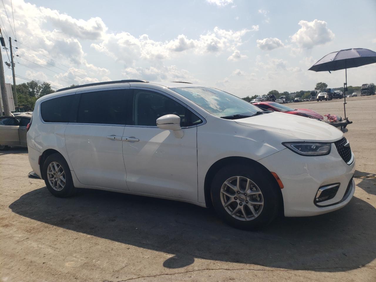 2022 Chrysler Pacifica Touring L - Фото 4