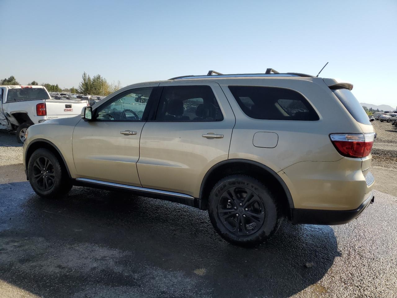 2011 Dodge Durango Crew - Image 2