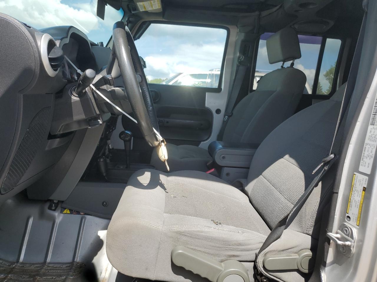 2009 Jeep Wrangler Unlimited Sahara - Фото 7