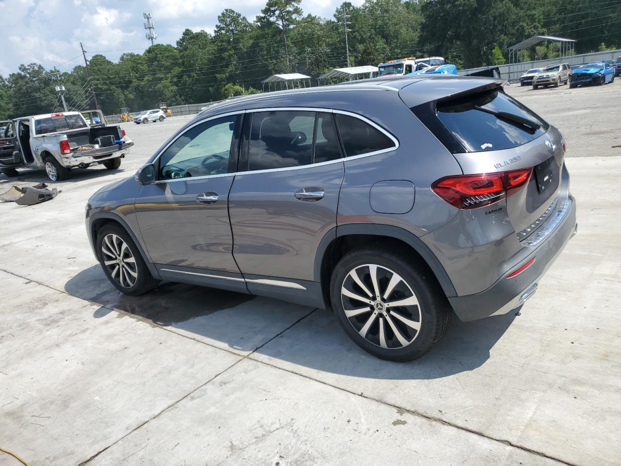 2021 Mercedes-Benz Gla 250 4Matic - Image 2