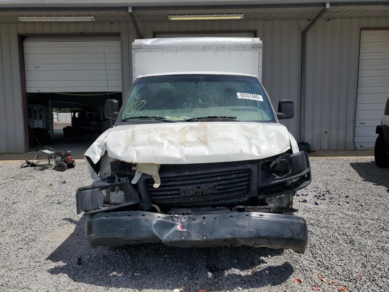 2012 GMC Savana Cutaway G3500 - Фото 5