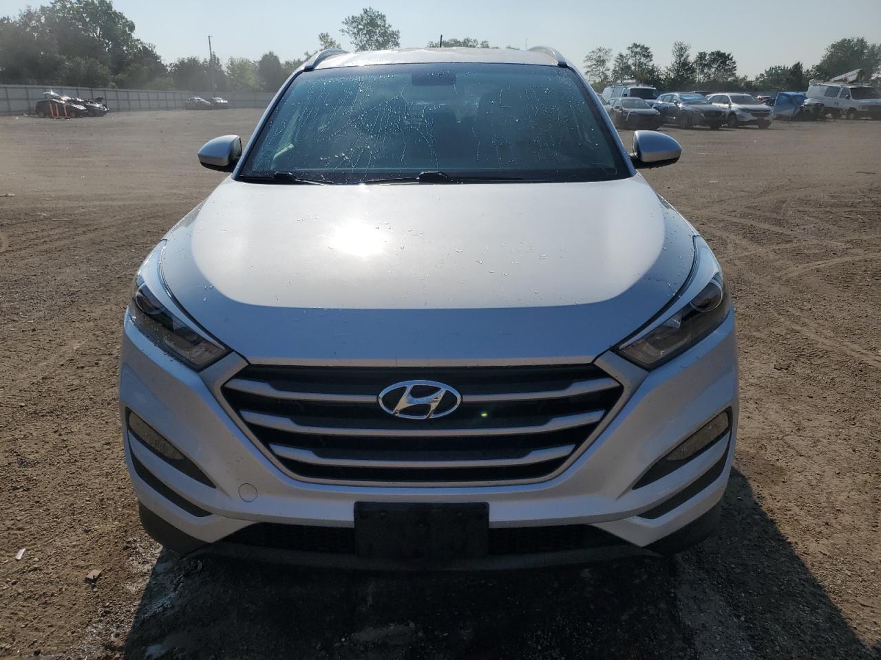 2017 Hyundai Tucson Limited - Image 5