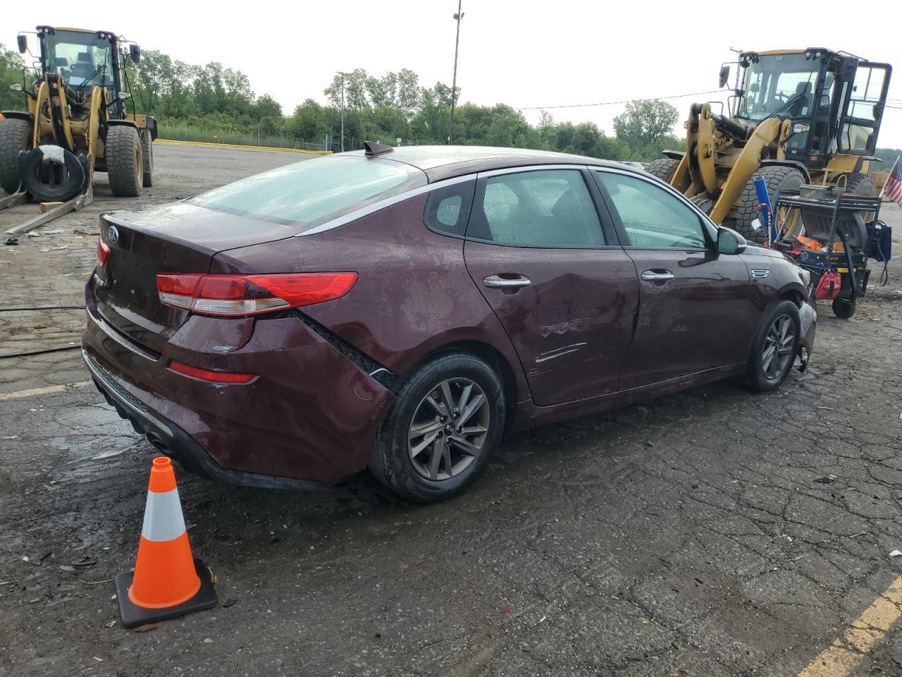 2020 Kia Optima Lx - Image 3