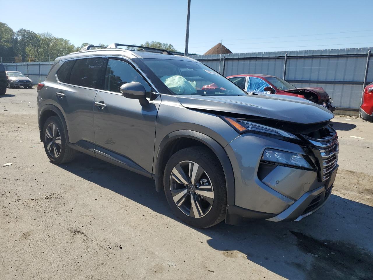 2024 Nissan Rogue Sl - Image 4