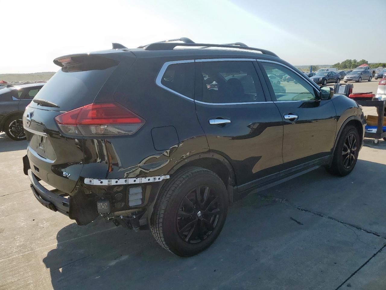 2017 Nissan Rogue S - Фото 3