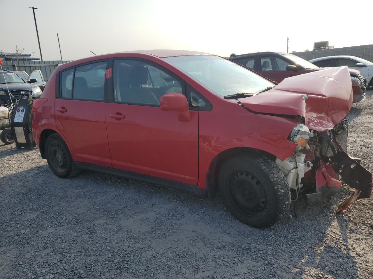 2012 Nissan Versa S - Фото 4
