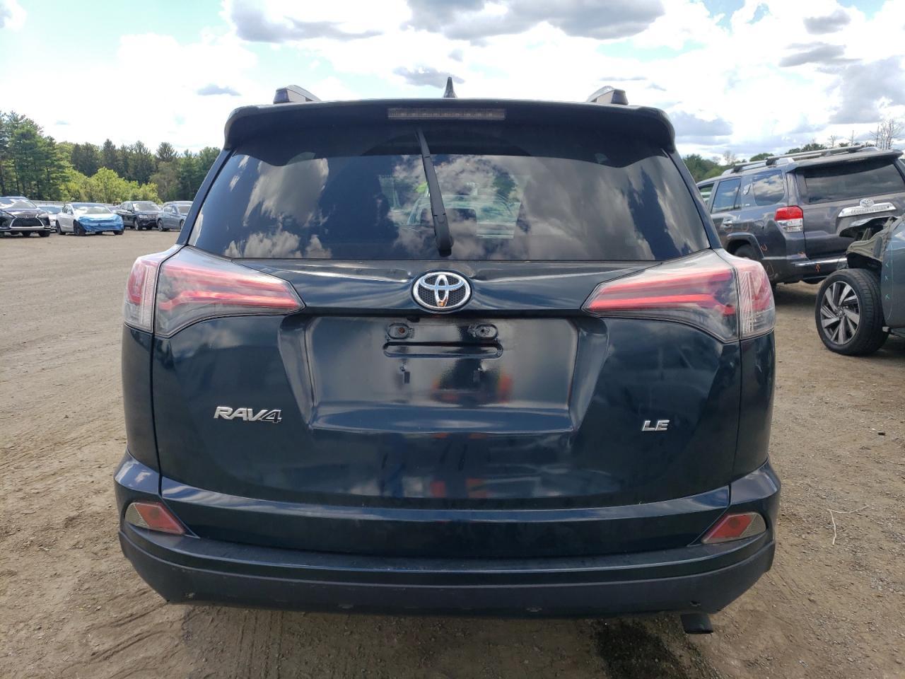 2017 Toyota Rav4 Le - Фото 6
