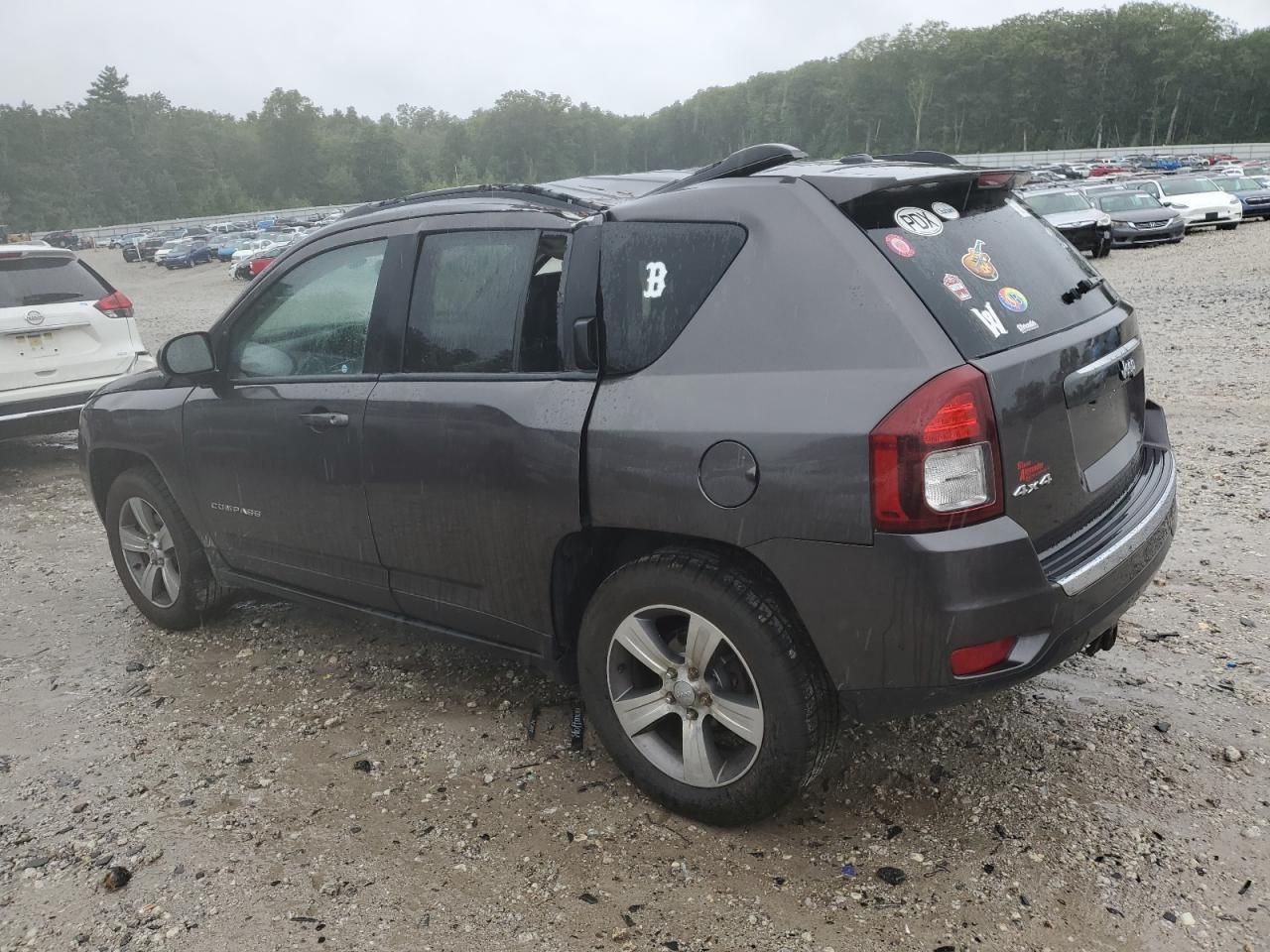2016 Jeep Compass Latitude - Фото 2