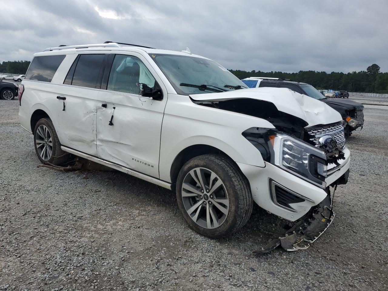 2021 Ford Expedition Max Platinum - Image 4