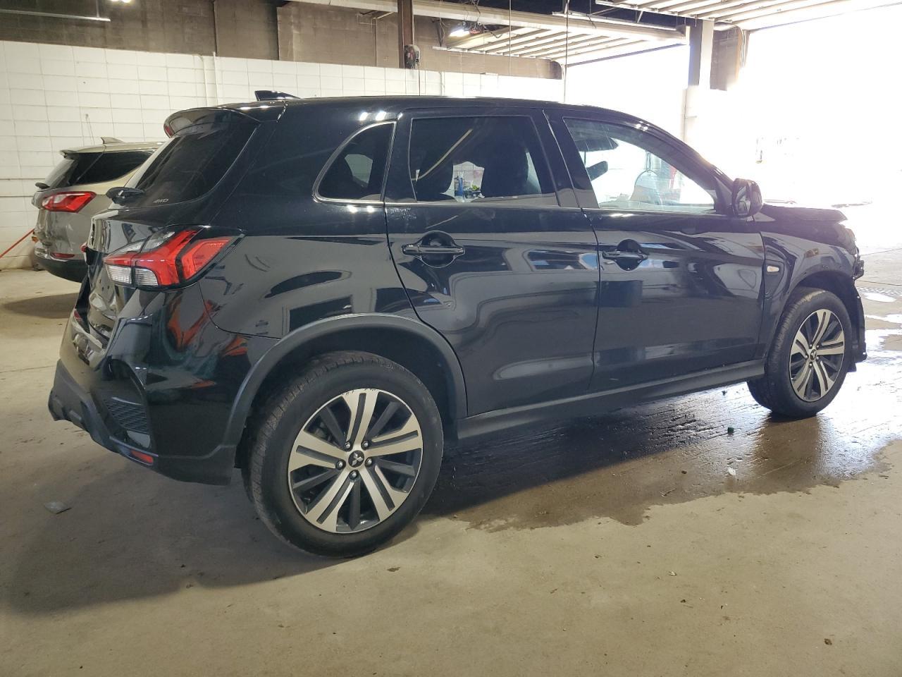 2023 Mitsubishi Outlander Sport S/Se - Фото 3
