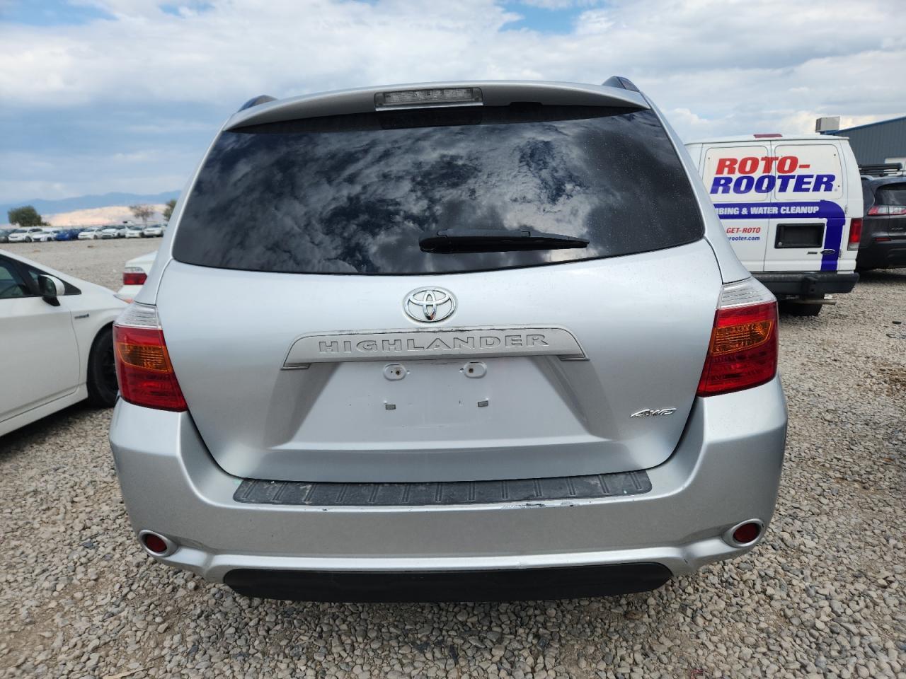 2010 Toyota Highlander - Image 6