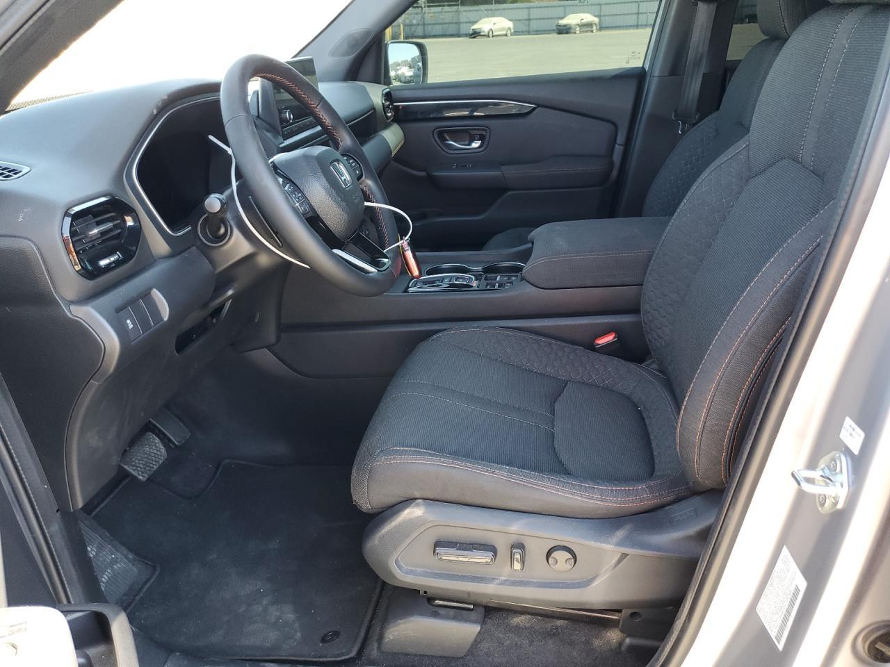 2024 Honda Pilot Sport - Image 7