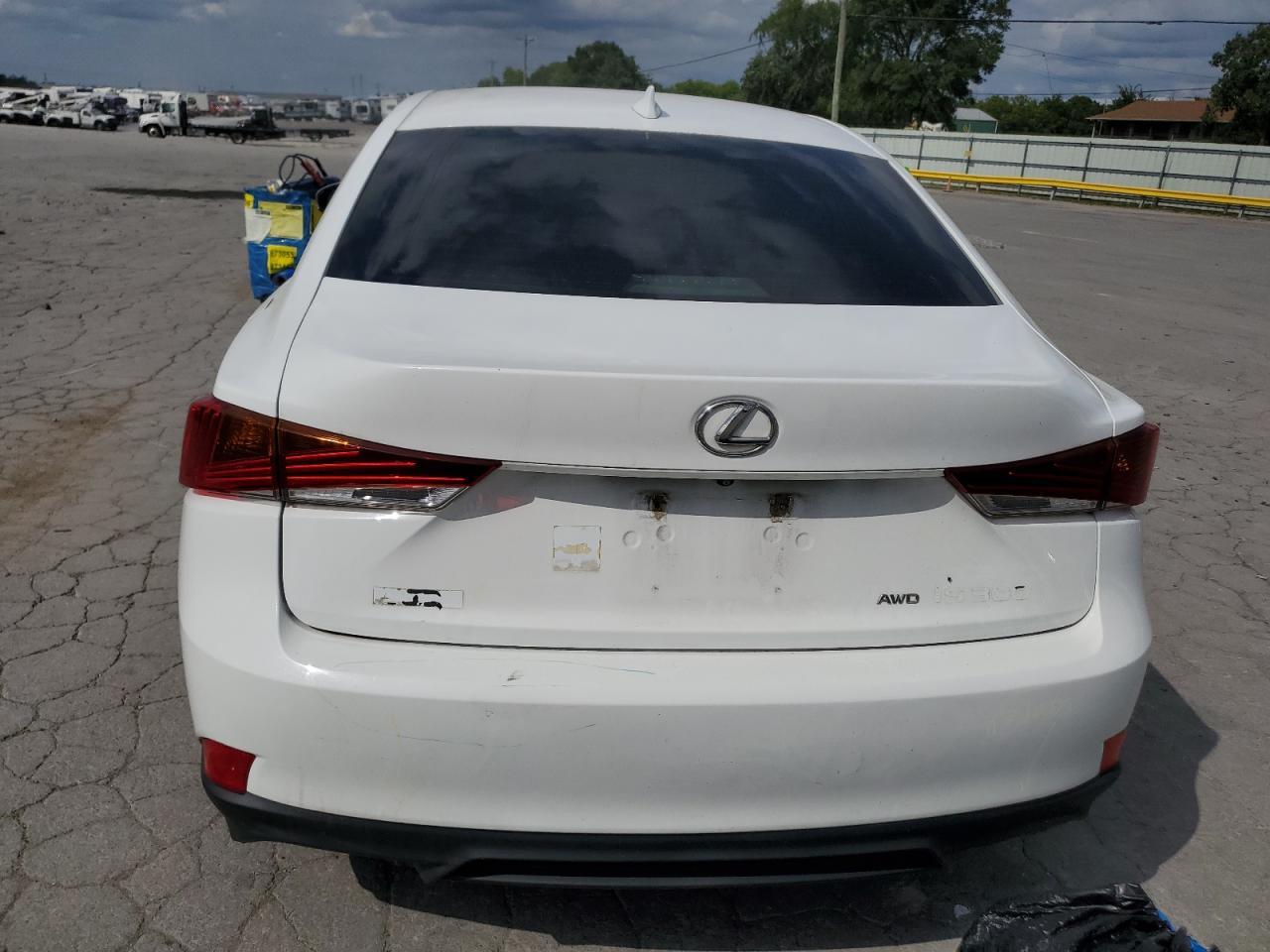 2018 Lexus Is 300 - Image 6