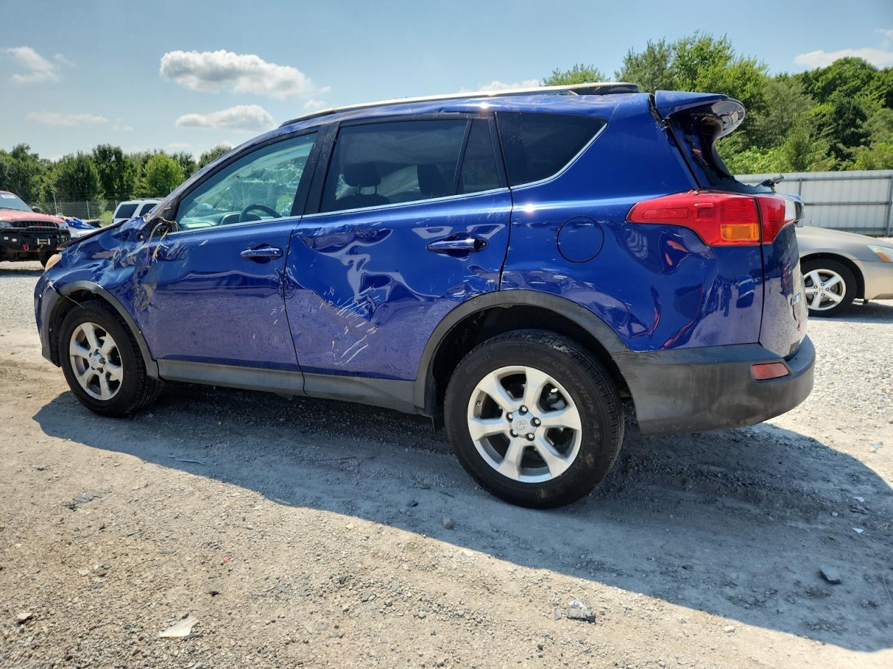 2014 Toyota Rav4 Le - Image 2