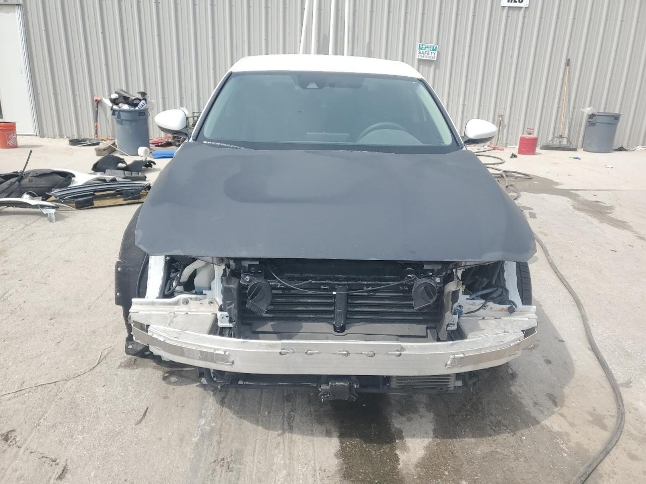 2021 Honda Accord Hybrid - Фото 5