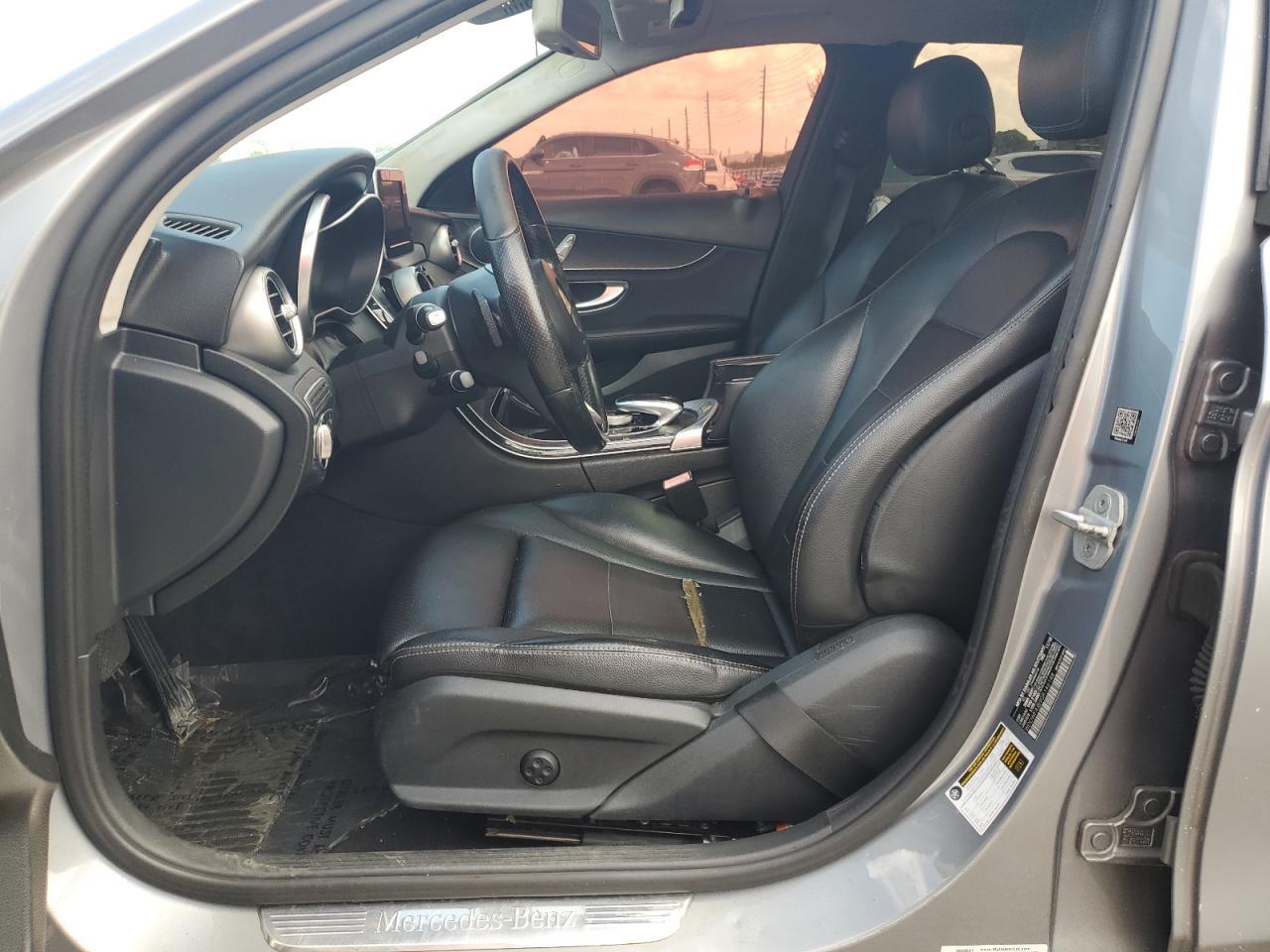 2016 Mercedes-Benz C 300 - Image 7