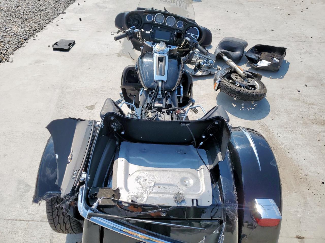 2014 Harley-Davidson Flhtcutg Tri Glide Ultra - Фото 6