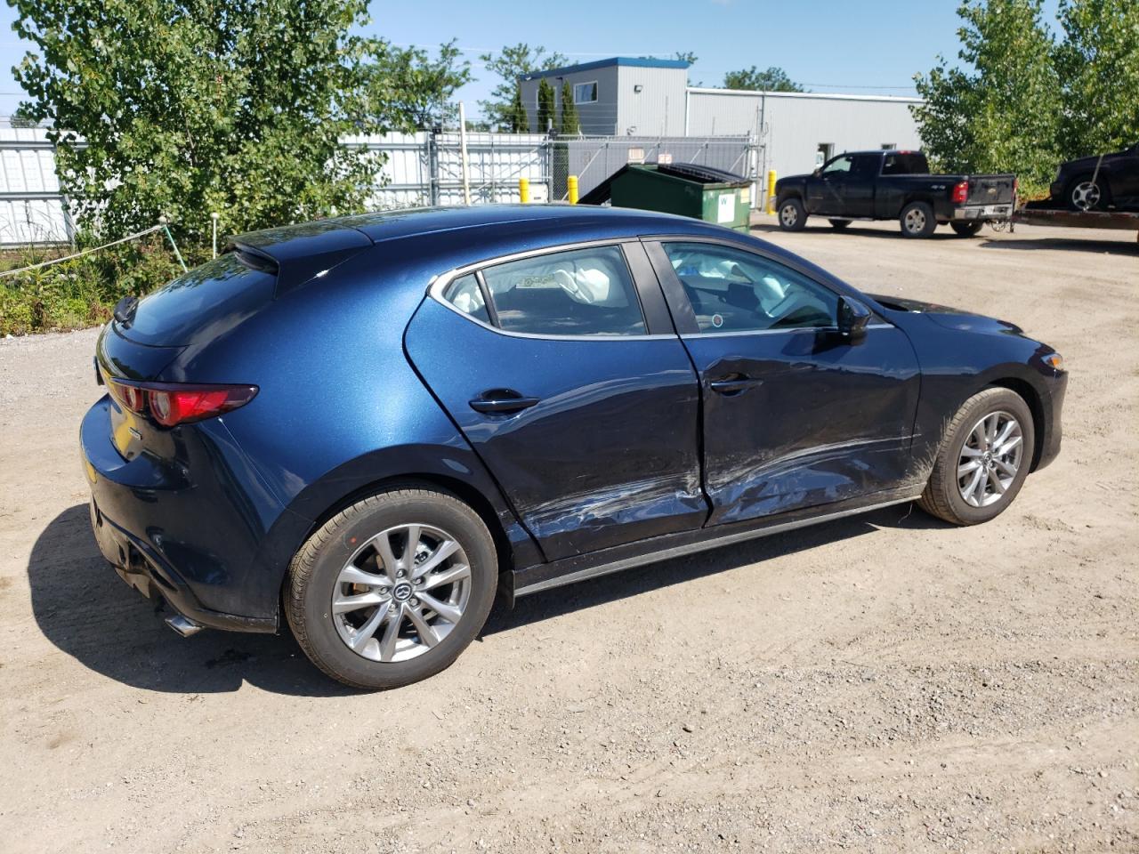 2025 Mazda 3 Select Sport - Фото 3