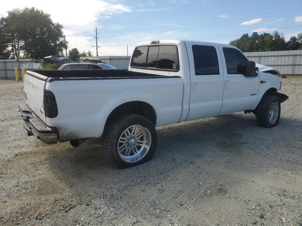 2004 Ford F250 Super Duty - Image 3