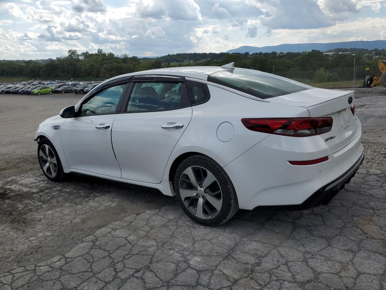 2019 Kia Optima Lx - Фото 2