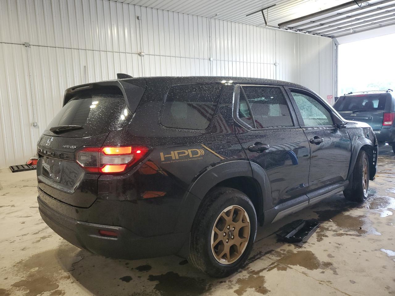 2024 Honda Pilot Lx - Image 3