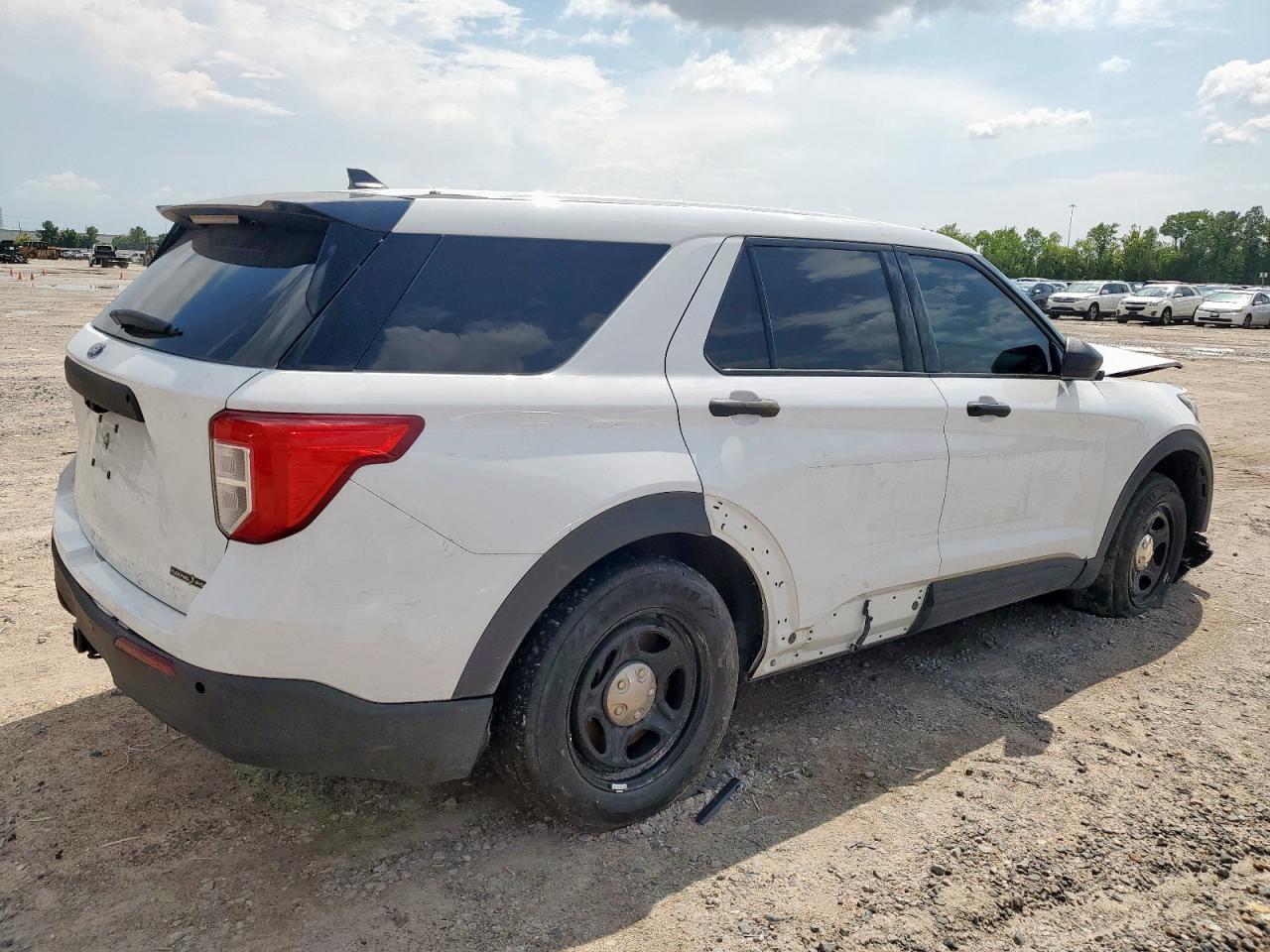 2023 Ford Explorer Police Interceptor - Фото 3