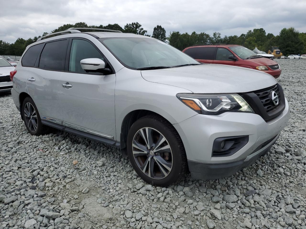2017 Nissan Pathfinder S - Фото 4