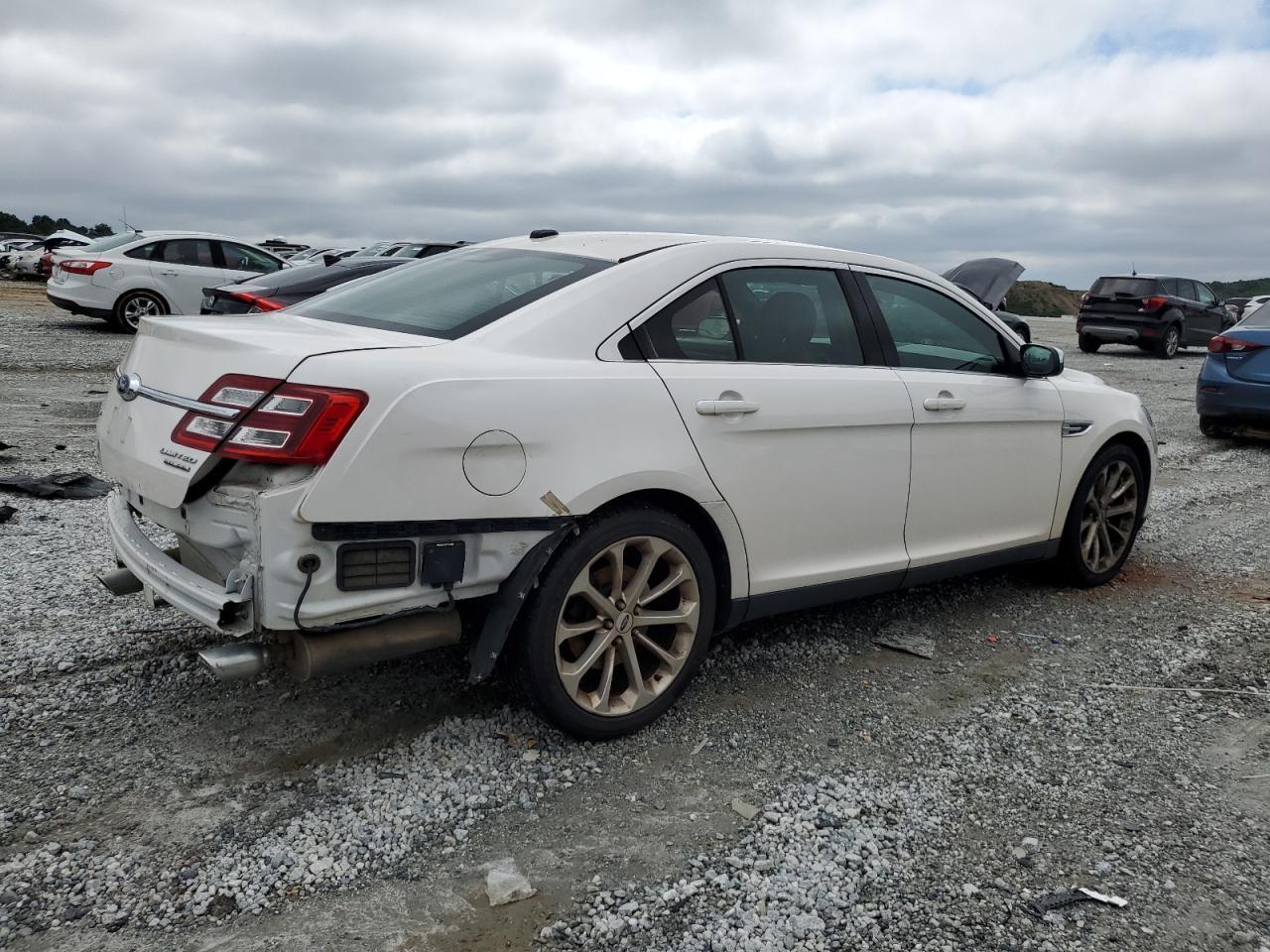 2018 Ford Taurus Limited - Фото 3