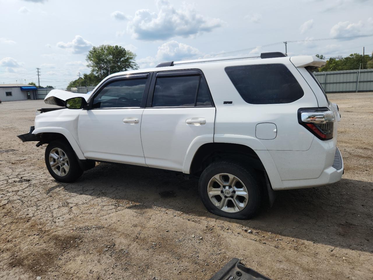 2018 Toyota 4Runner Sr5 - Image 2
