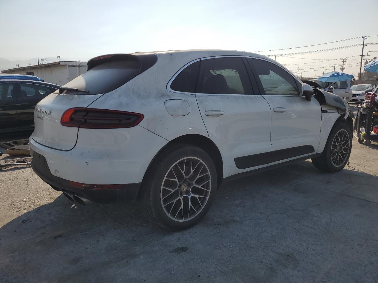 2016 Porsche Macan S - Image 3