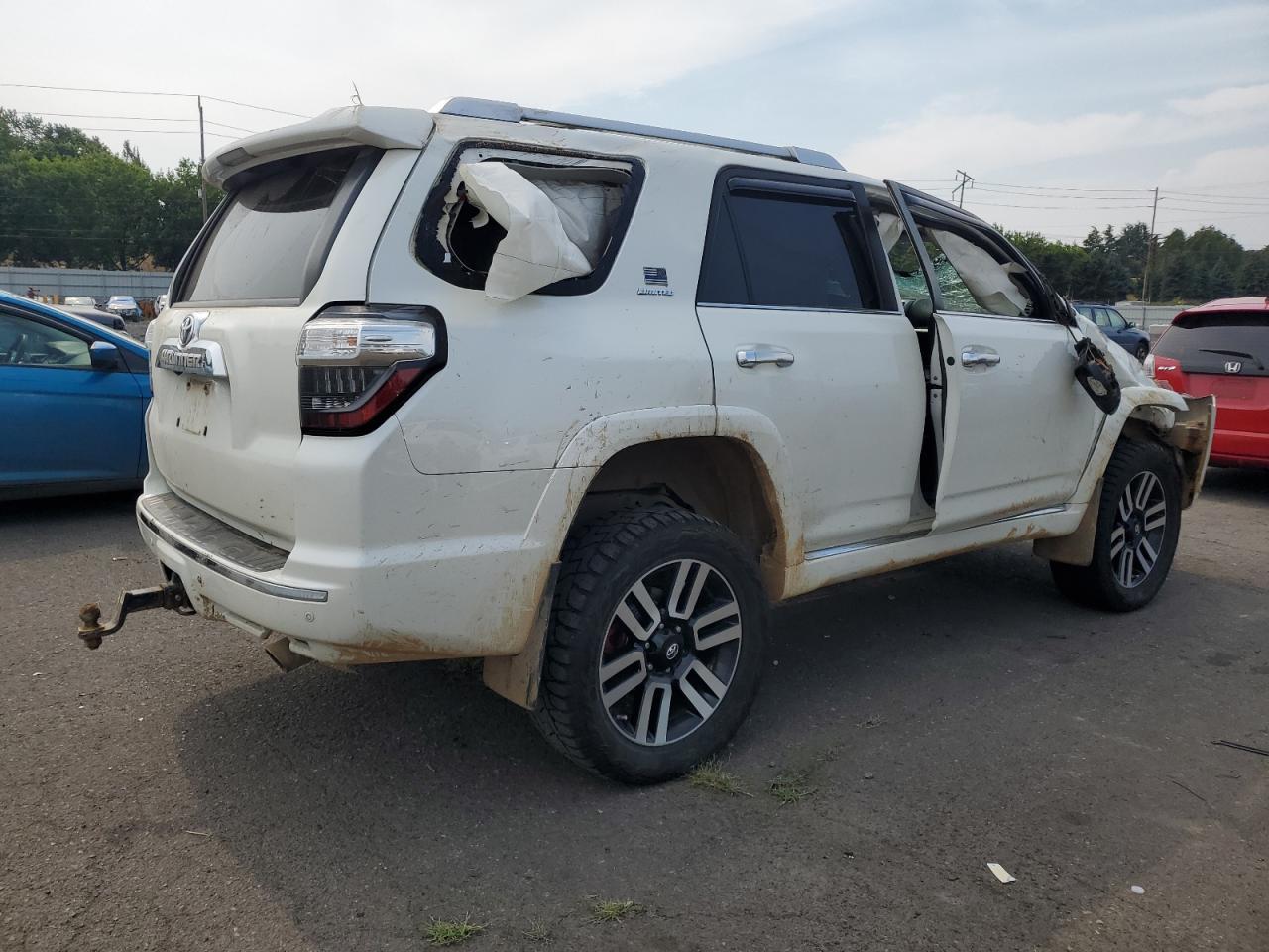 2015 Toyota 4Runner Sr5/Sr5 Premium - Image 3