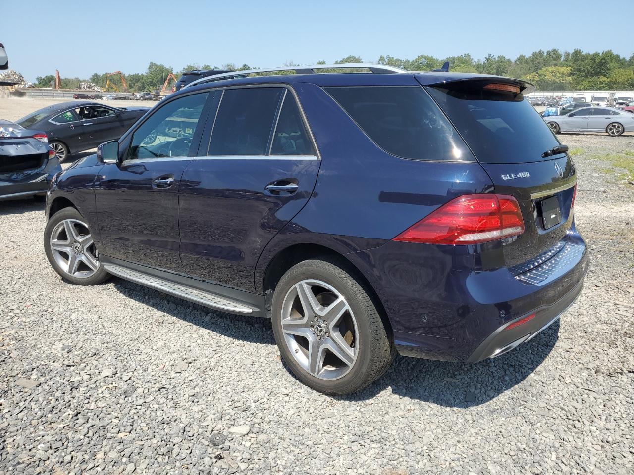 2019 Mercedes-Benz Gle 400 4Matic - Фото 2